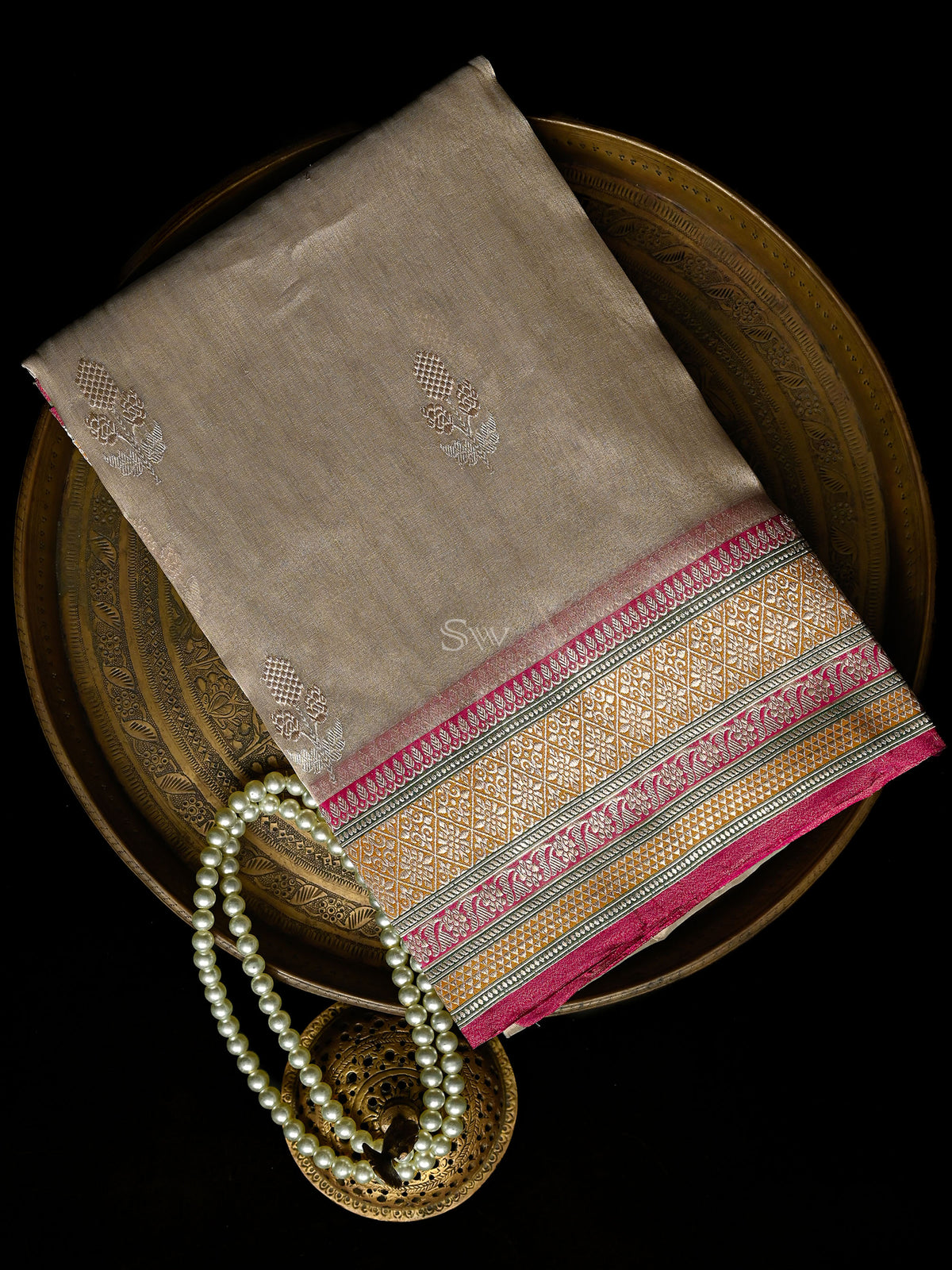 Beige Booti Organza Tissue Silk Handloom Banarasi Saree