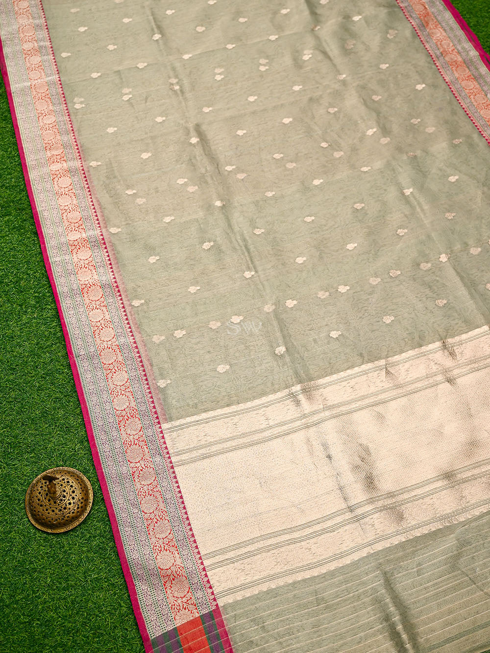 Beige Booti Organza Tissue Silk Handloom Banarasi Saree