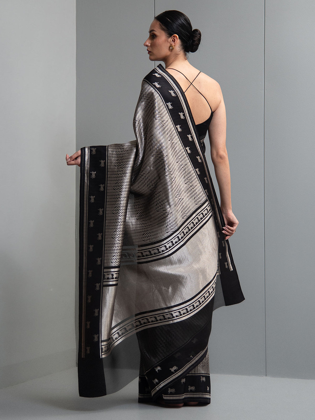Black Silk Brocade Handloom Banarasi Saree
