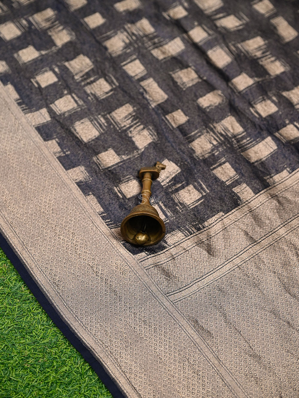 Dark Blue Silk Brocade Handloom Banarasi Saree