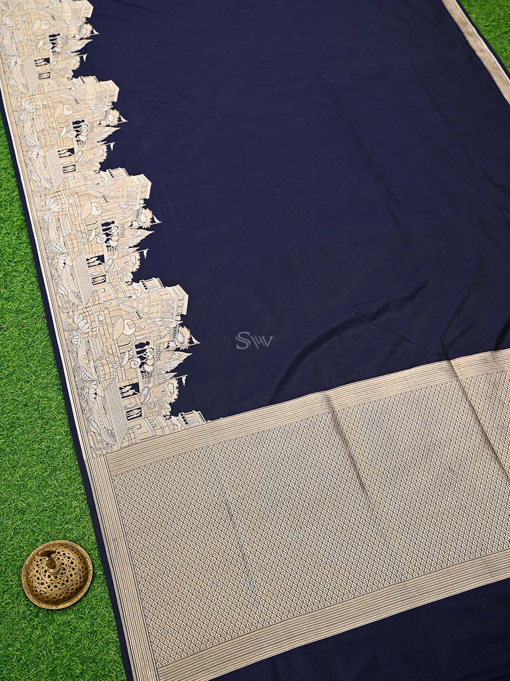 Navy Blue Katan Silk Handloom Banarasi Saree