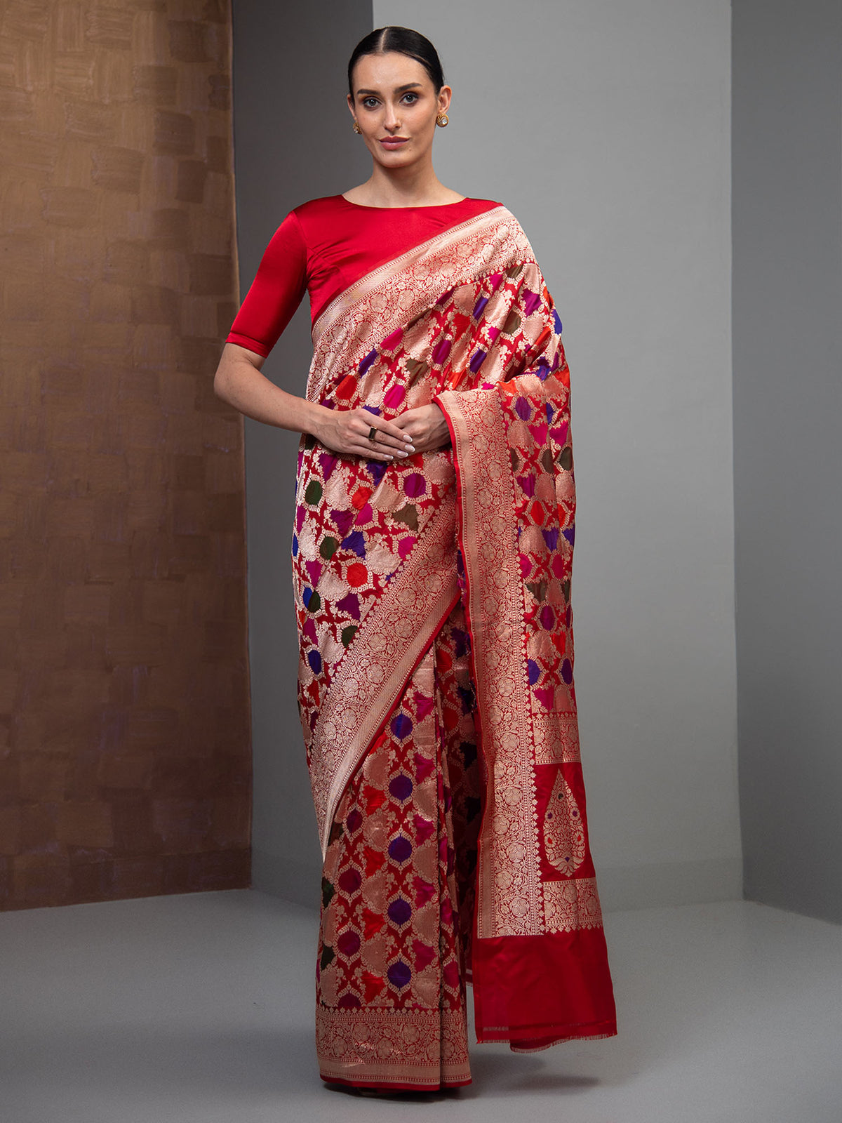 Red Pink Rangkat Katan Silk Handloom Banarasi Saree