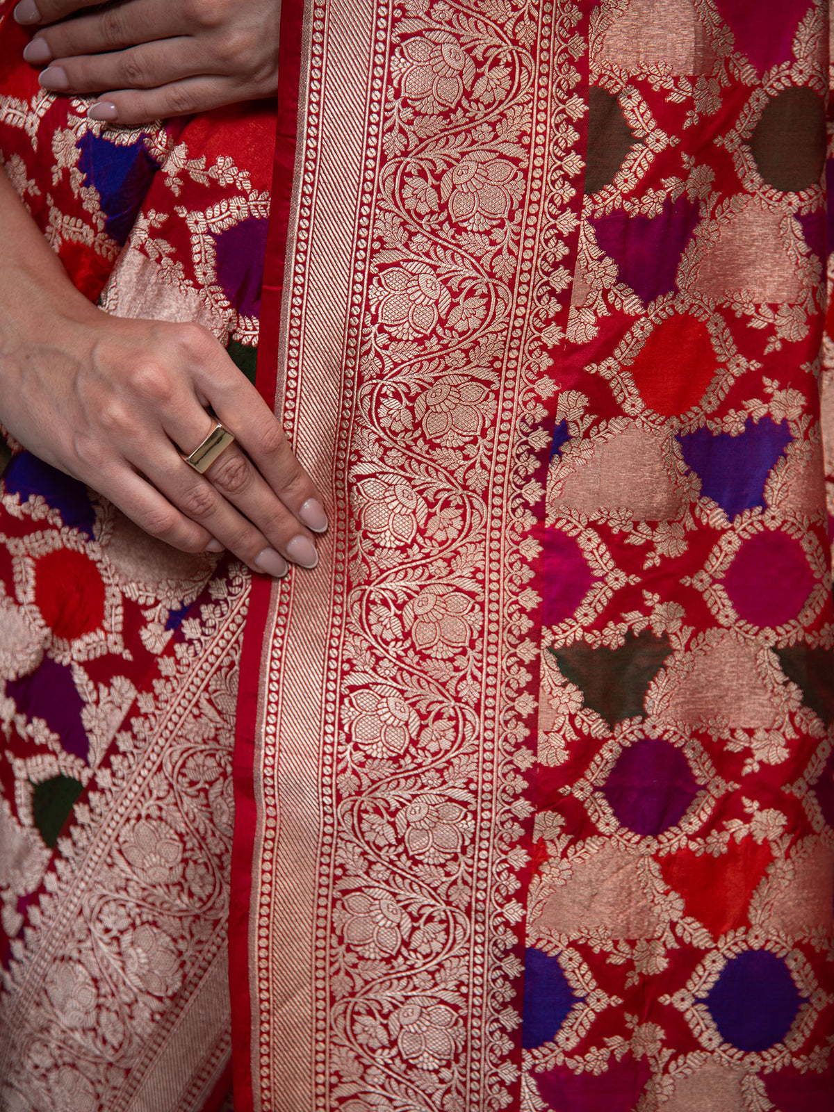 Red Pink Rangkat Katan Silk Handloom Banarasi Saree