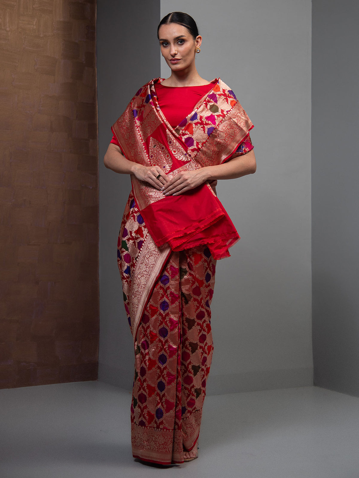 Red Pink Rangkat Katan Silk Handloom Banarasi Saree