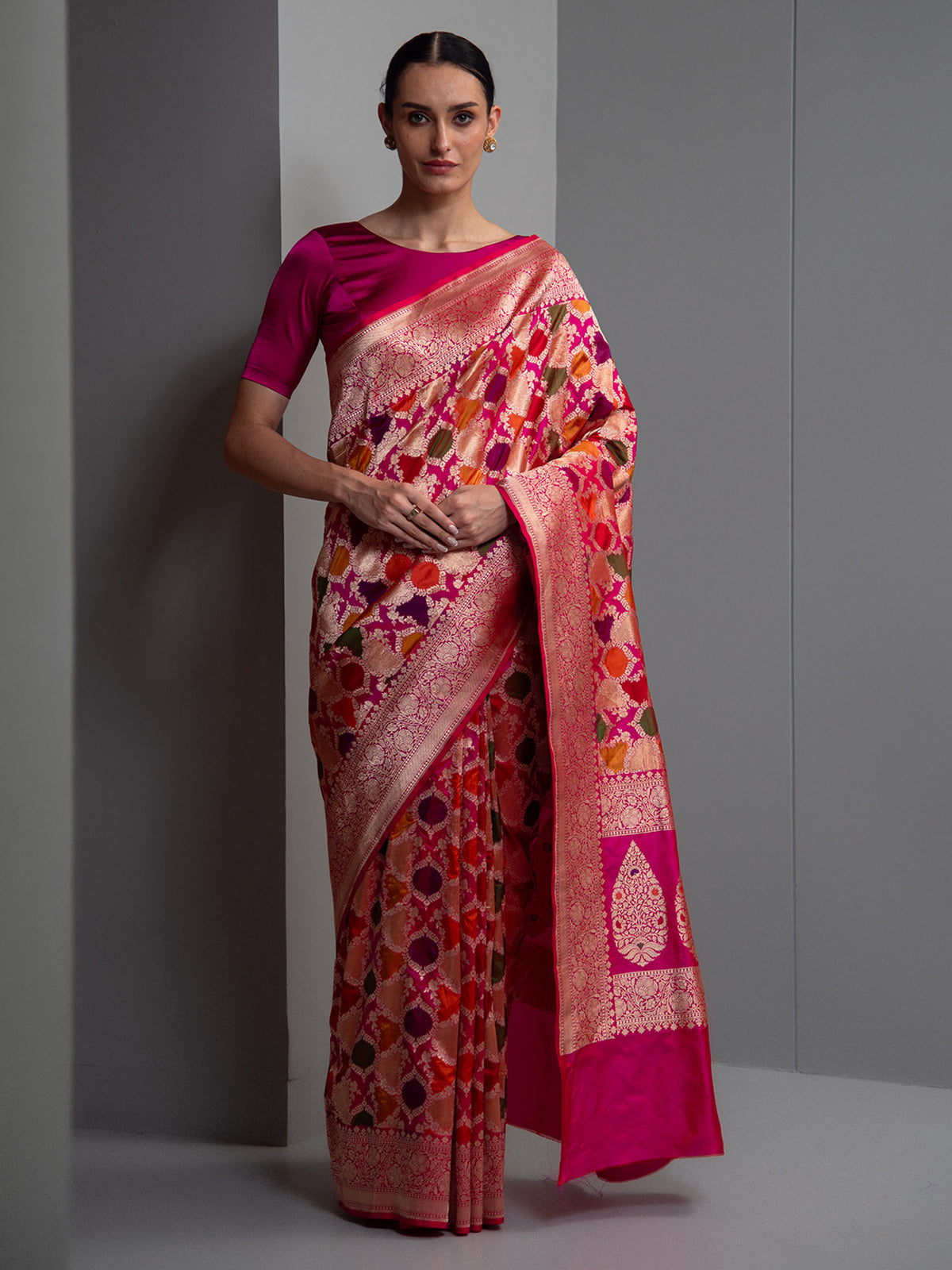 Pink Red Rangkat Katan Silk Handloom Banarasi Saree