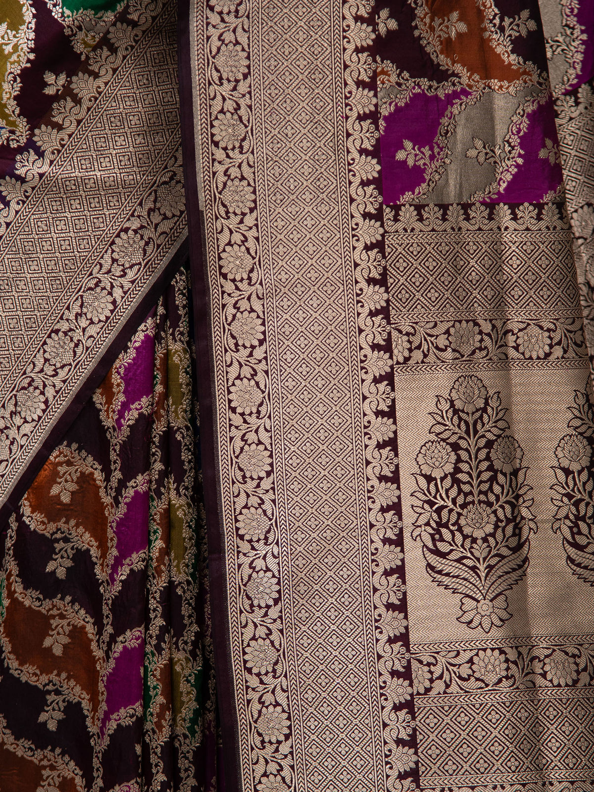 Wine Rangkat Katan Silk Handloom Banarasi Saree