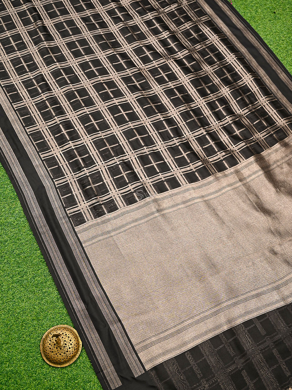 Black Check Silk Handloom Banarasi Saree