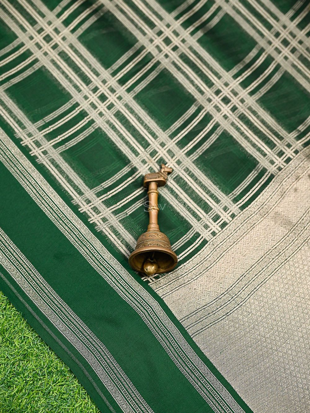 Dark Green Check Silk Handloom Banarasi Saree