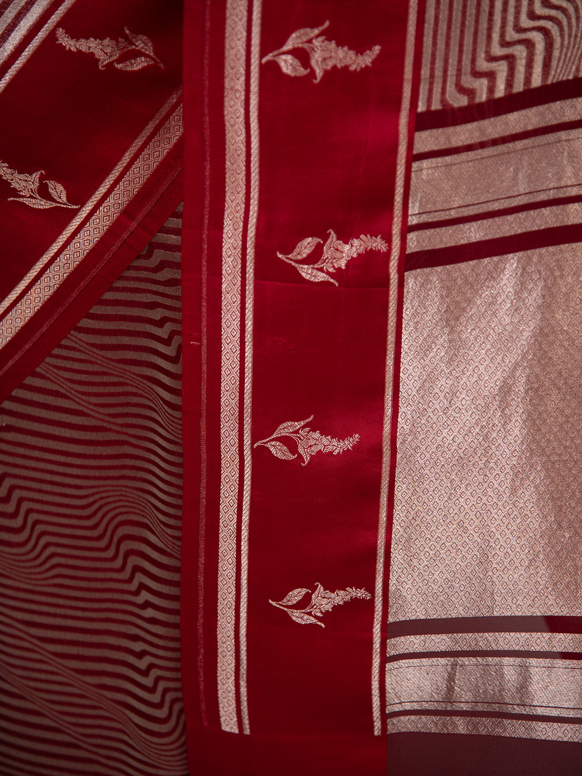 Red Silk Brocade Handloom Banarasi Saree
