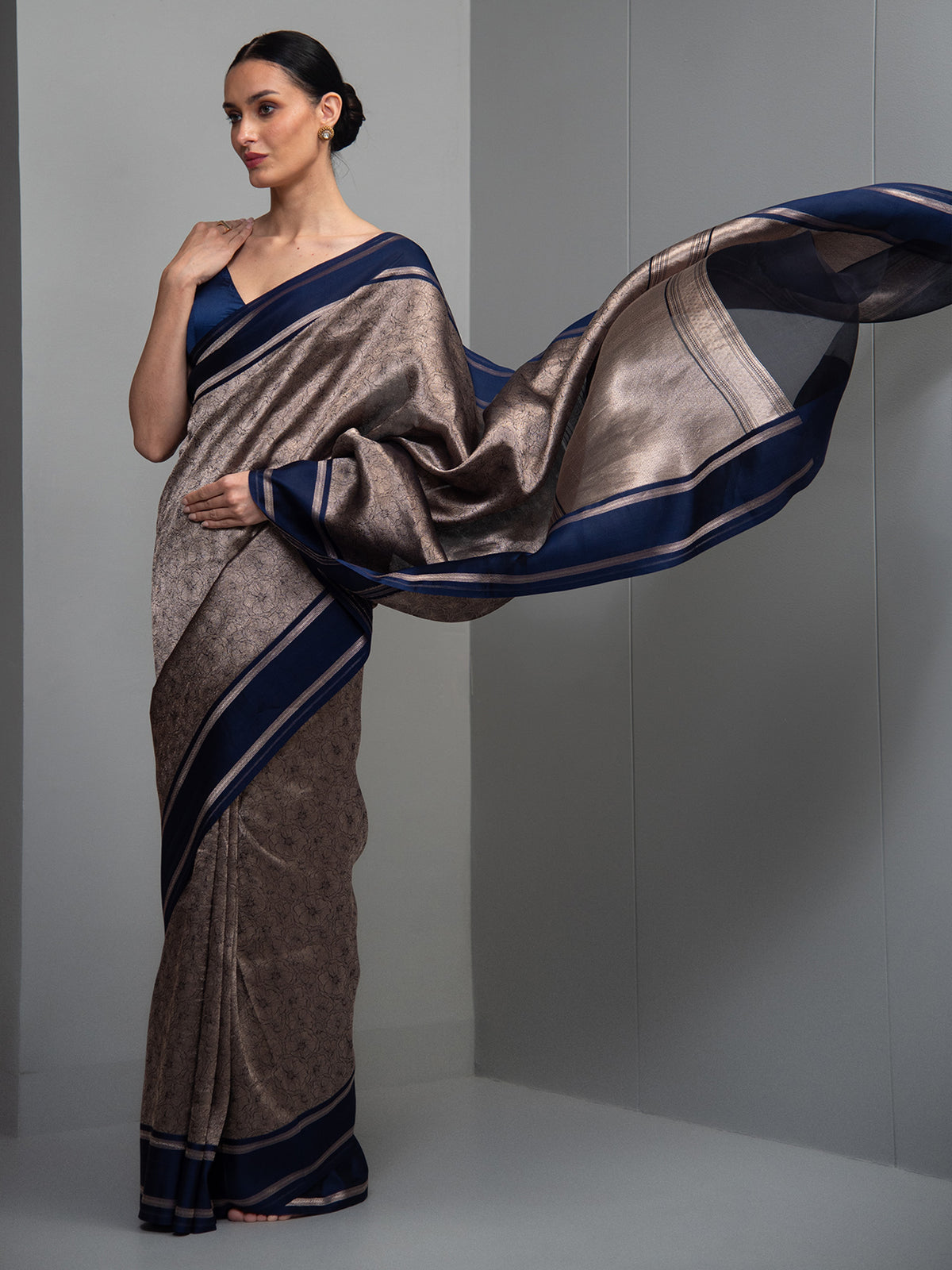 Navy Blue Silk Brocade Handloom Banarasi Saree
