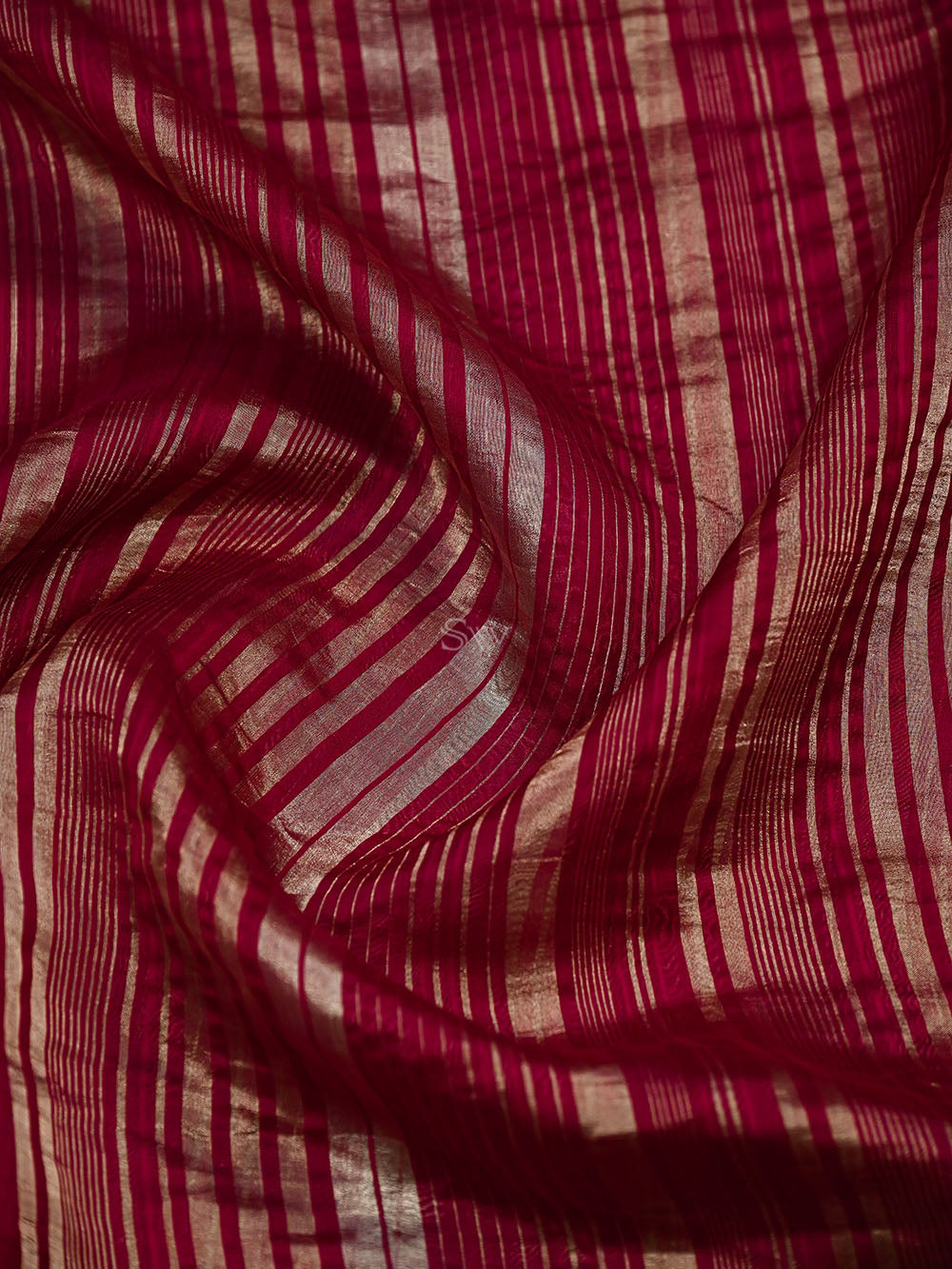 Dark Magenta Stripe Silk Handloom Banarasi Saree
