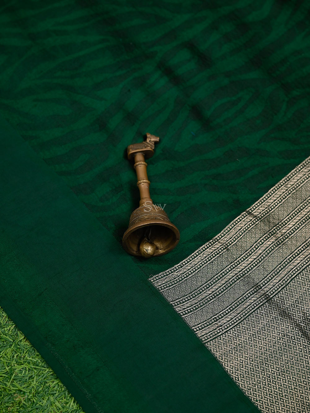 Dark Green Silk Handloom Banarasi Saree