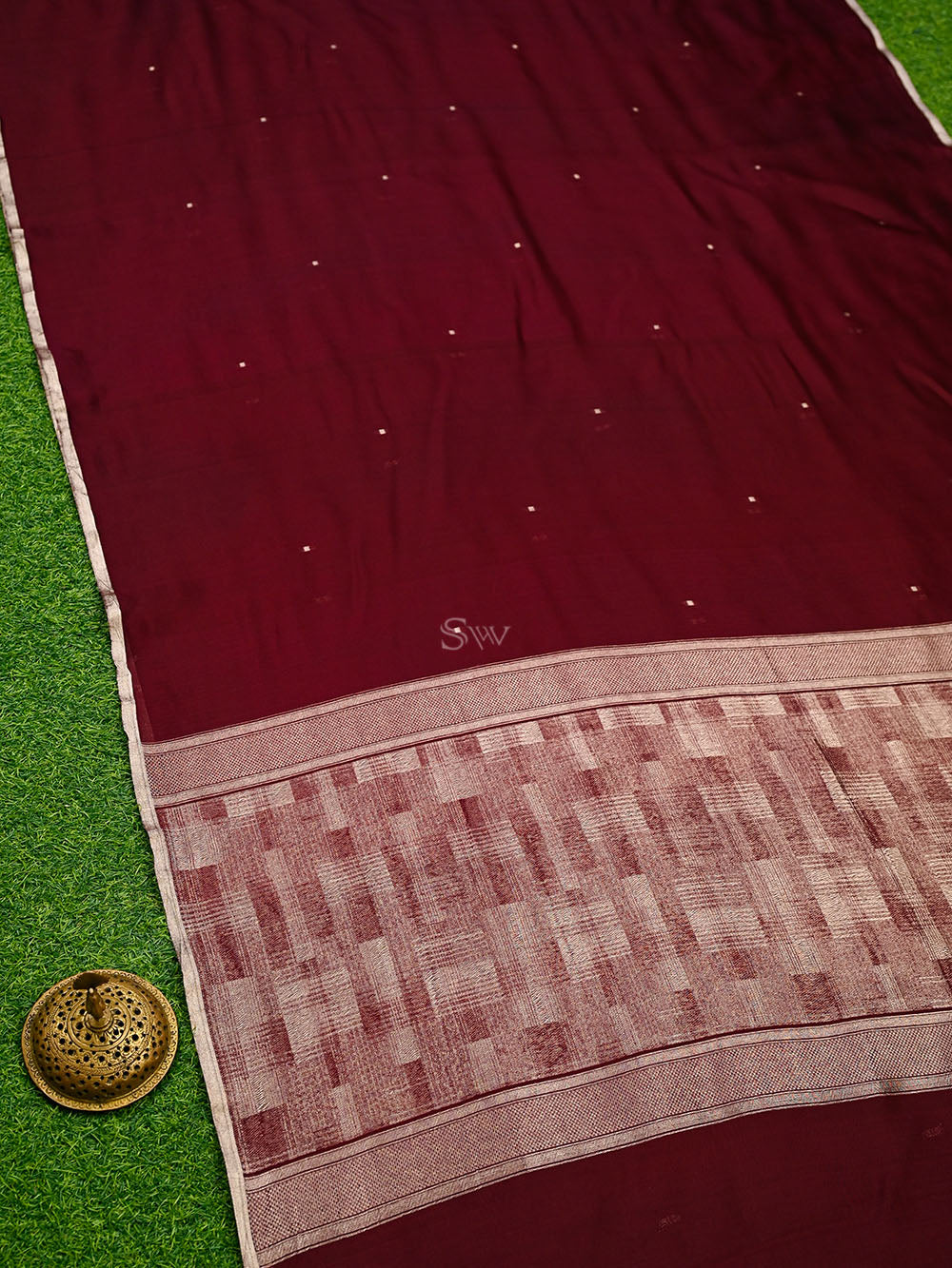 Wine Booti Organza Handloom Banarasi Saree