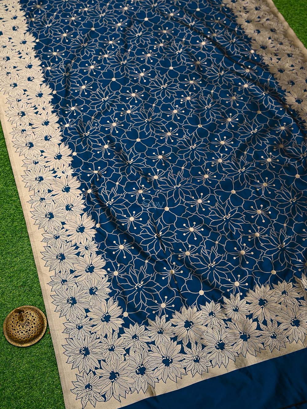 Navy Blue Jaal Katan Silk Handloom Banarasi Saree