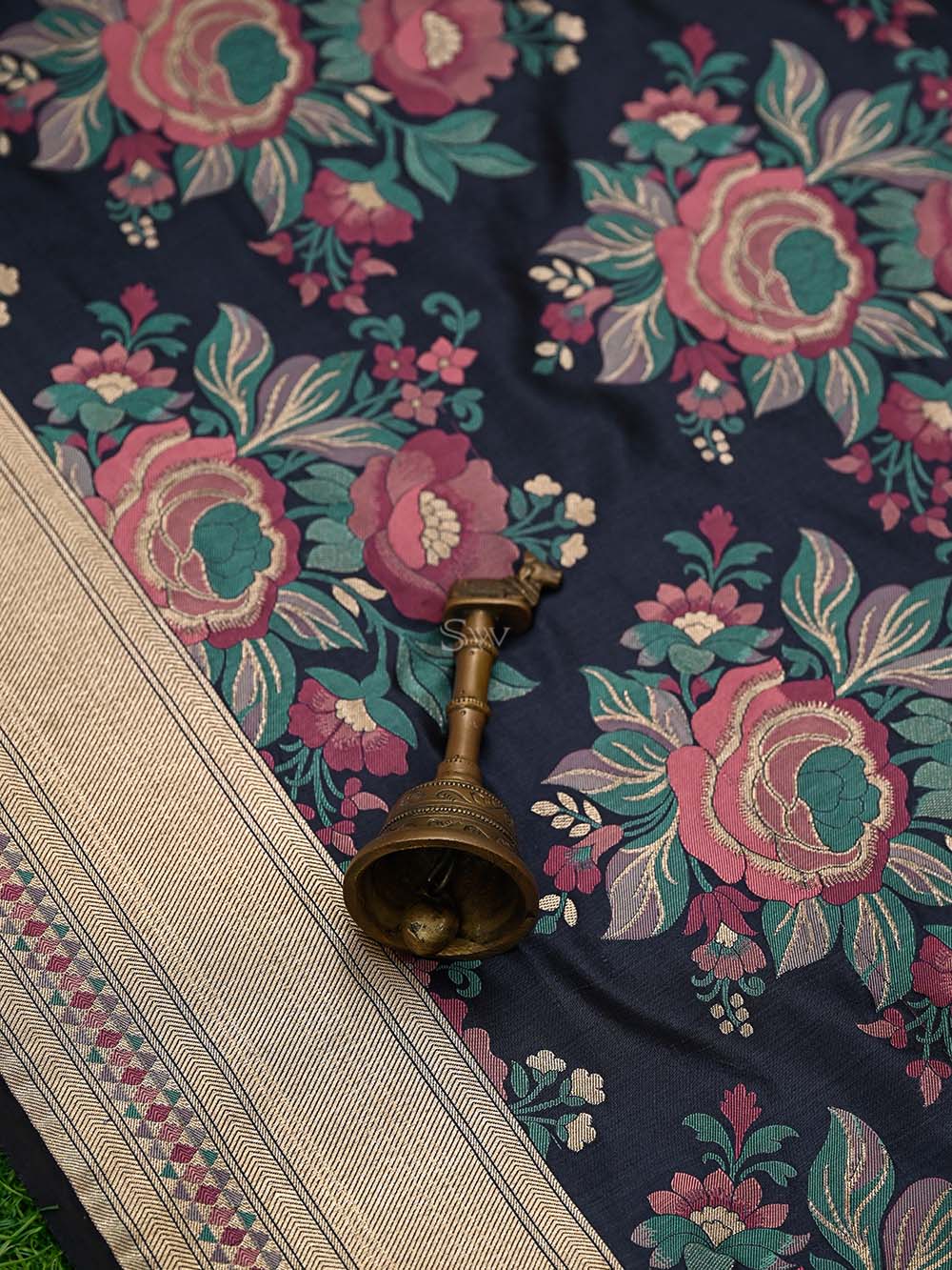 Navy Blue Floral Meenakari Katan Silk Handloom Banarasi Saree