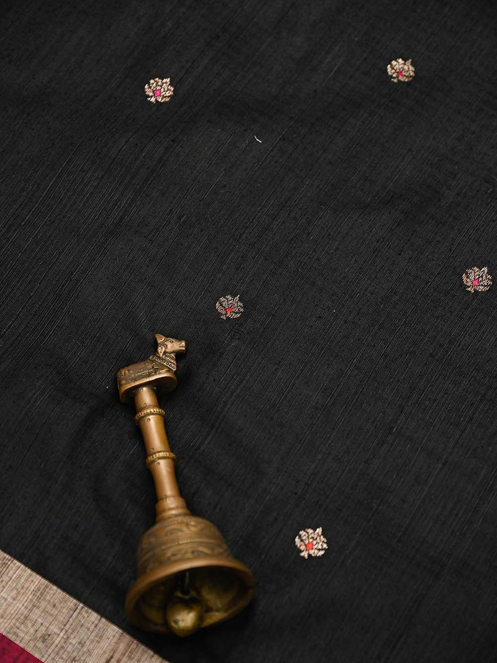 Black Booti Dupion Silk Handloom Banarasi Saree