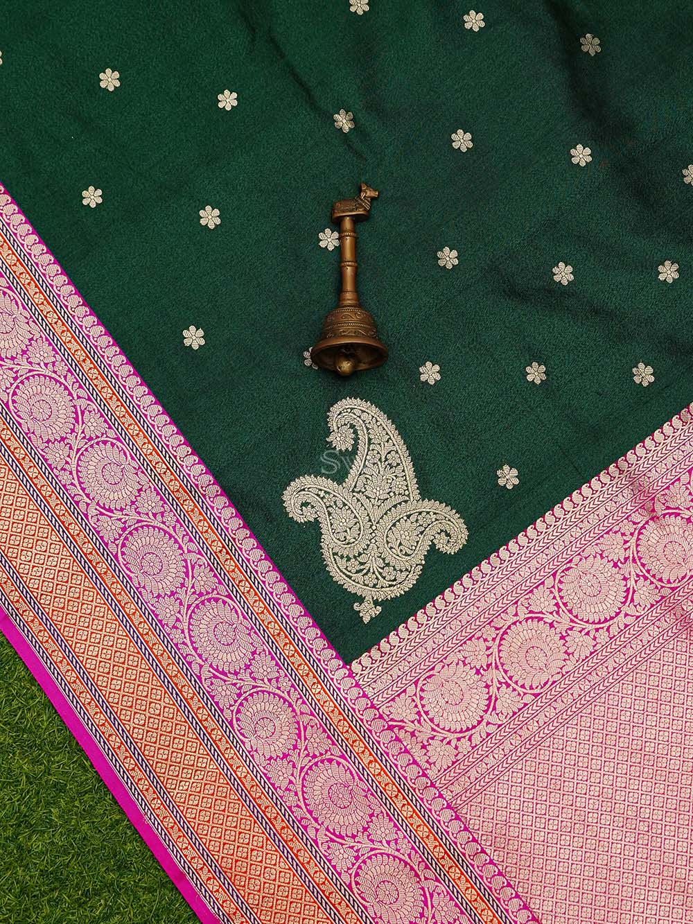 Bottle Green Booti Konia Tussar Silk Handloom Banarasi Saree