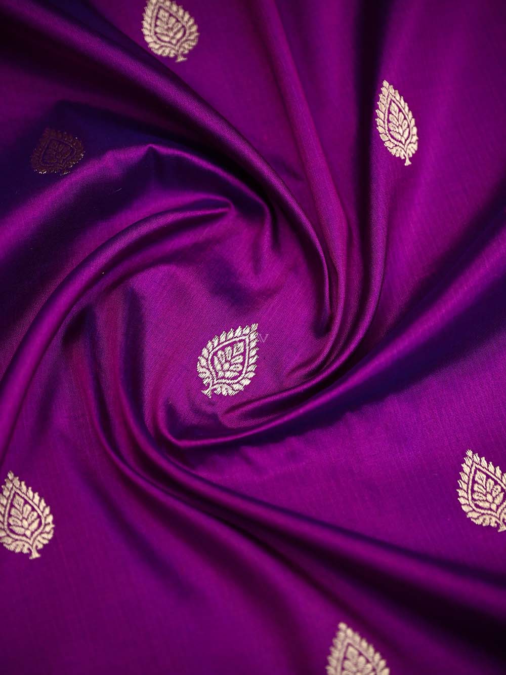 Purple Booti Katan Silk Handloom Banarasi Saree