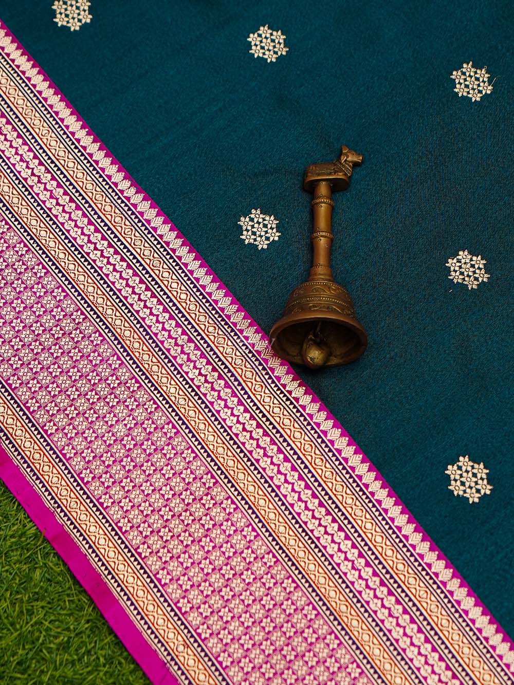 Teal Green Booti Tussar Silk Handloom Banarasi Saree