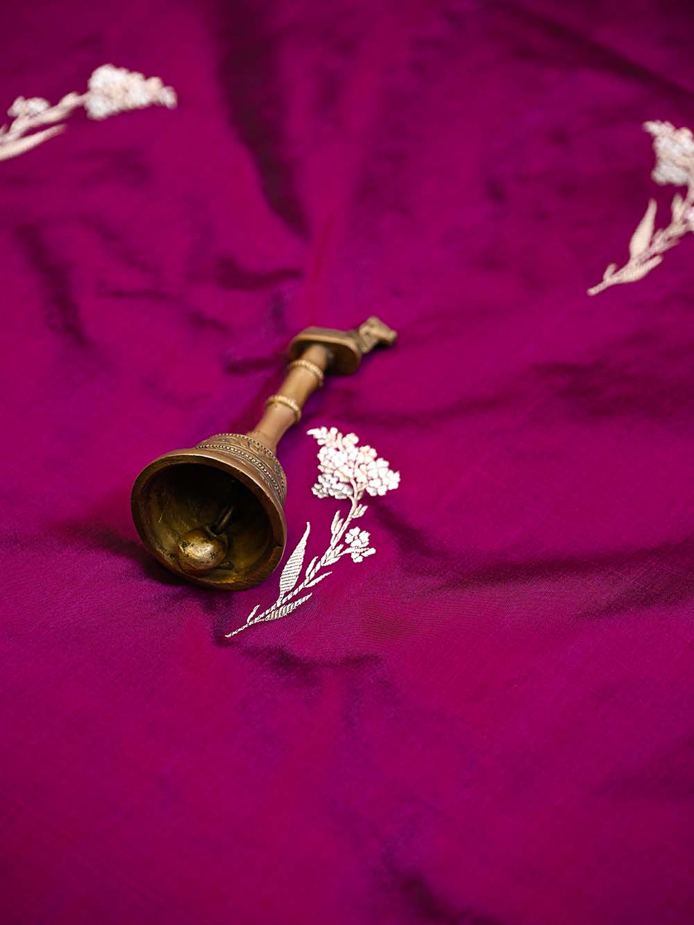 Dark Magenta Sona Roopa Booti Katan Silk Handloom Banarasi Saree - Sacred Weaves