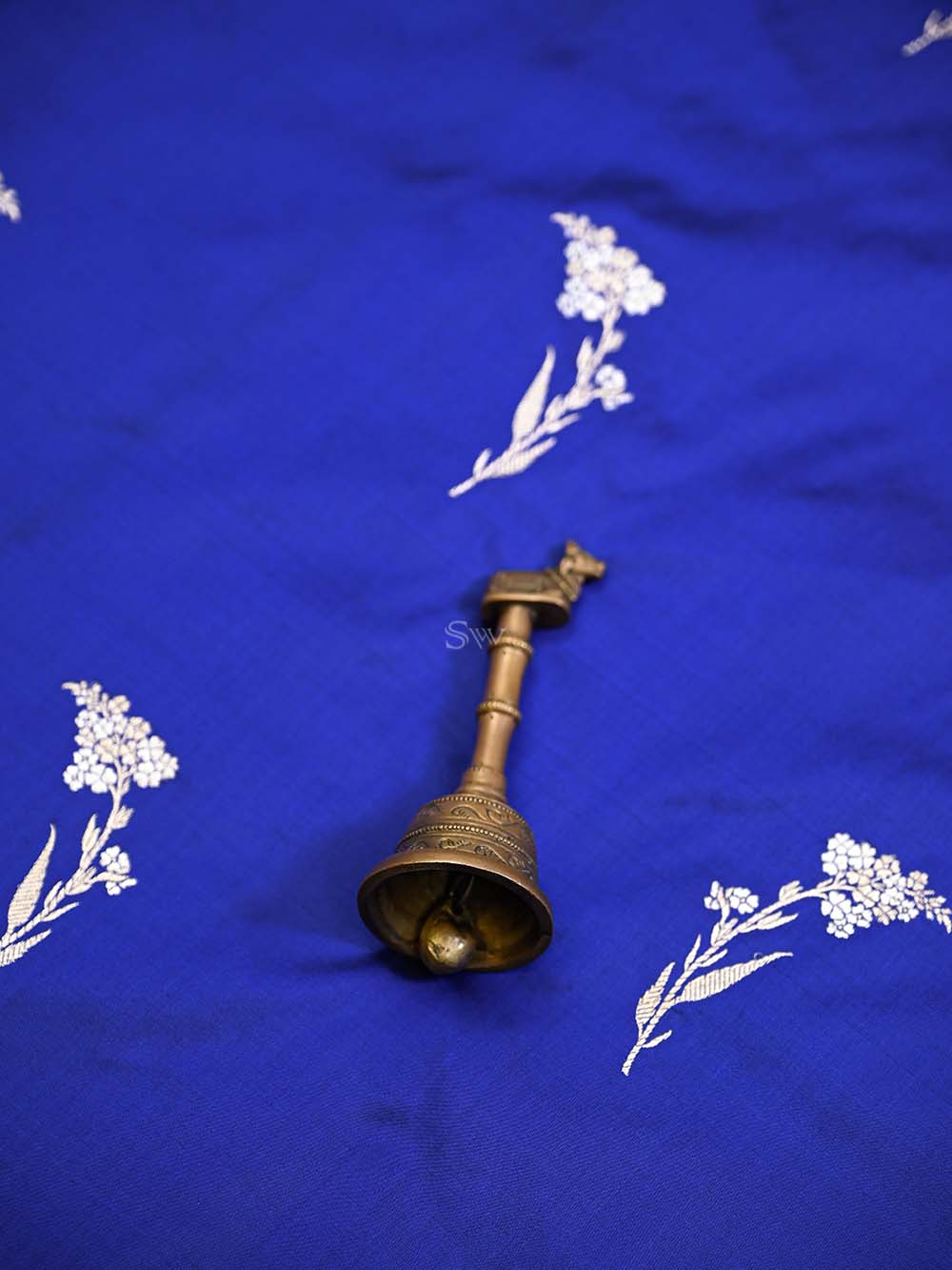 Blue Sona Roopa Booti Katan Silk Handloom Banarasi Saree - Sacred Weaves