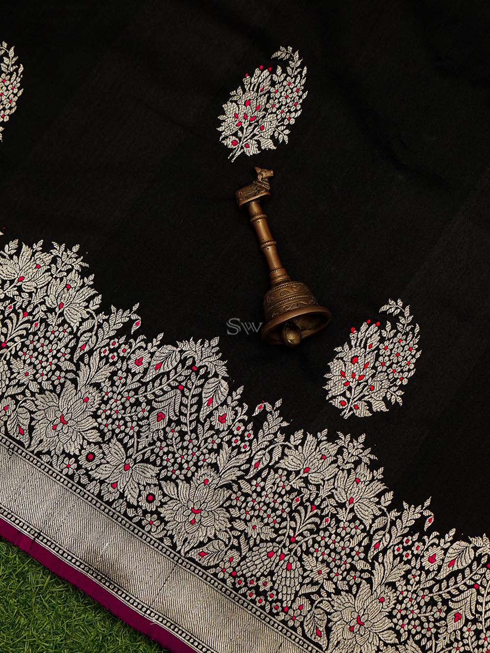 Black Meenakari Boota Tussar Silk Handloom Banarasi Saree