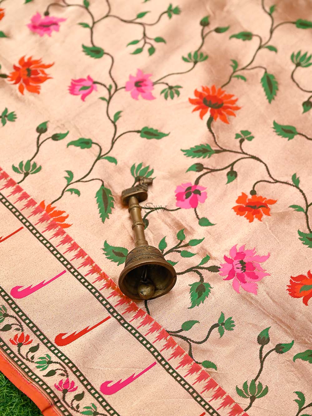 Magenta Orange Meenakari Paithani Brocade Handloom Banarasi Saree