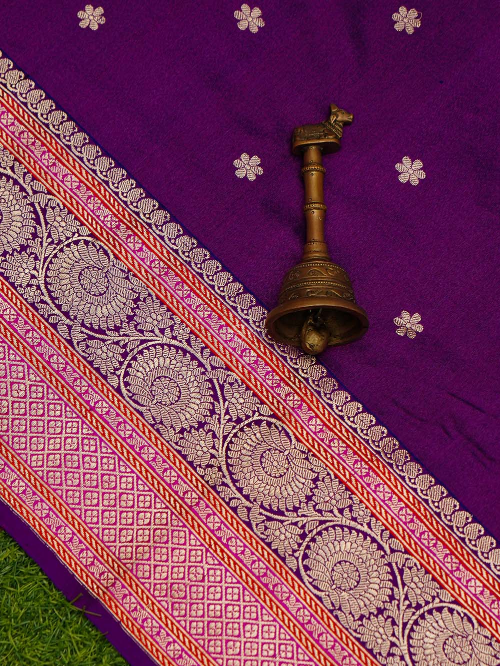 Purple Booti Konia Tussar Silk Handloom Banarasi Saree