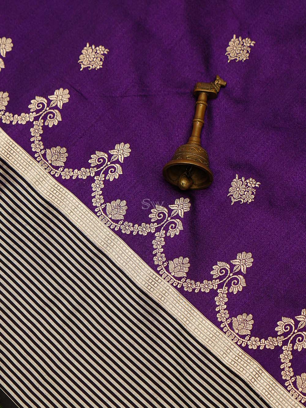 Dark Purple Booti Tussar Silk Handloom Banarasi Saree