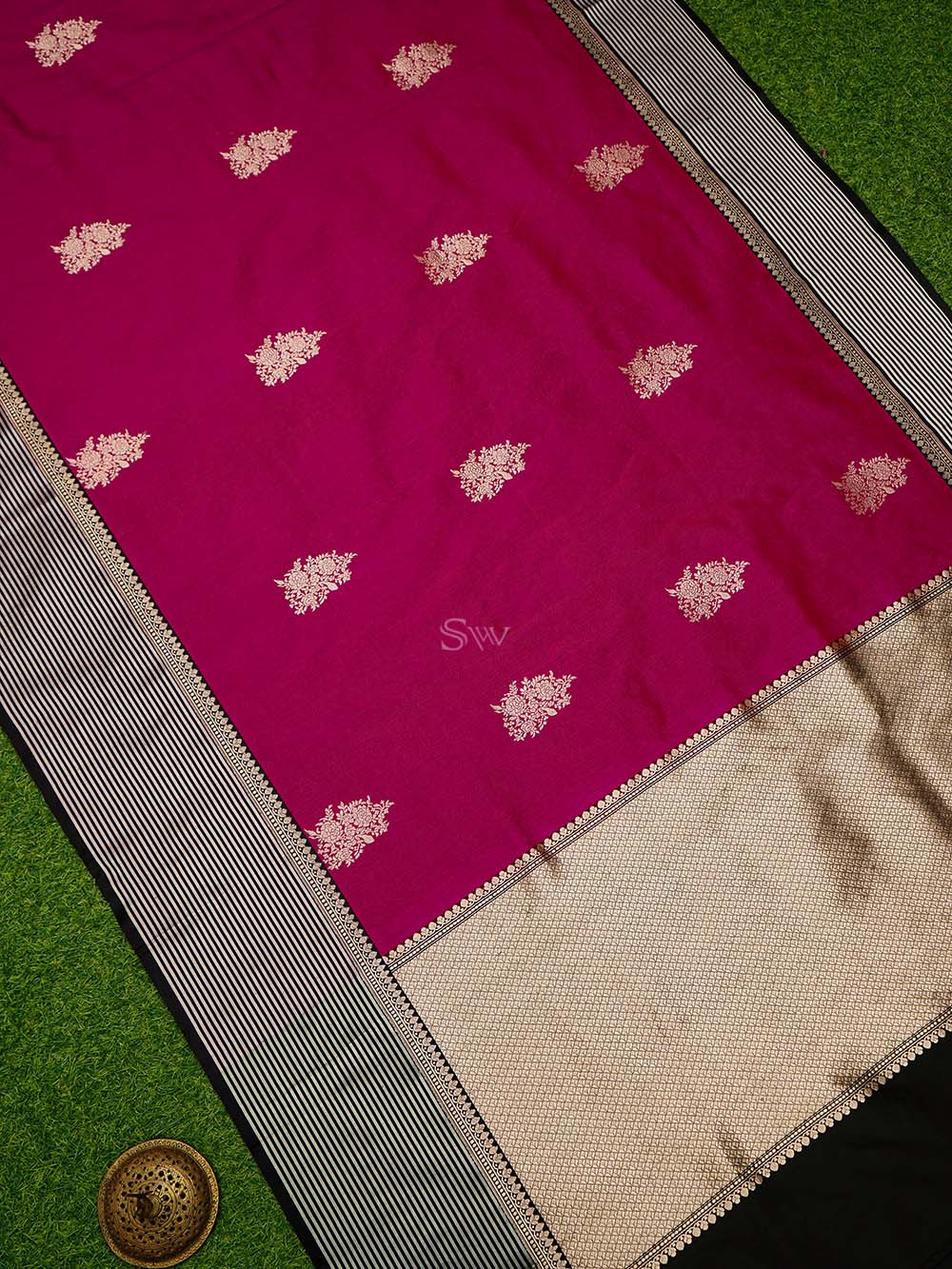 Magenta Red Booti Tussar Silk Handloom Banarasi Saree