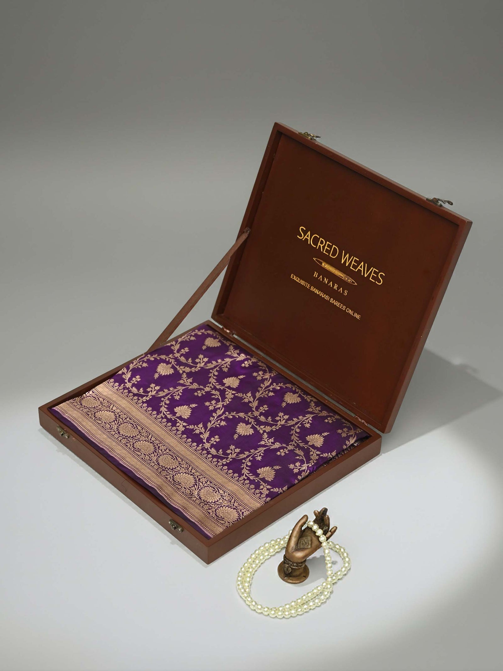 Purple Jaal Uppada Katan Silk Handloom Banarasi Saree