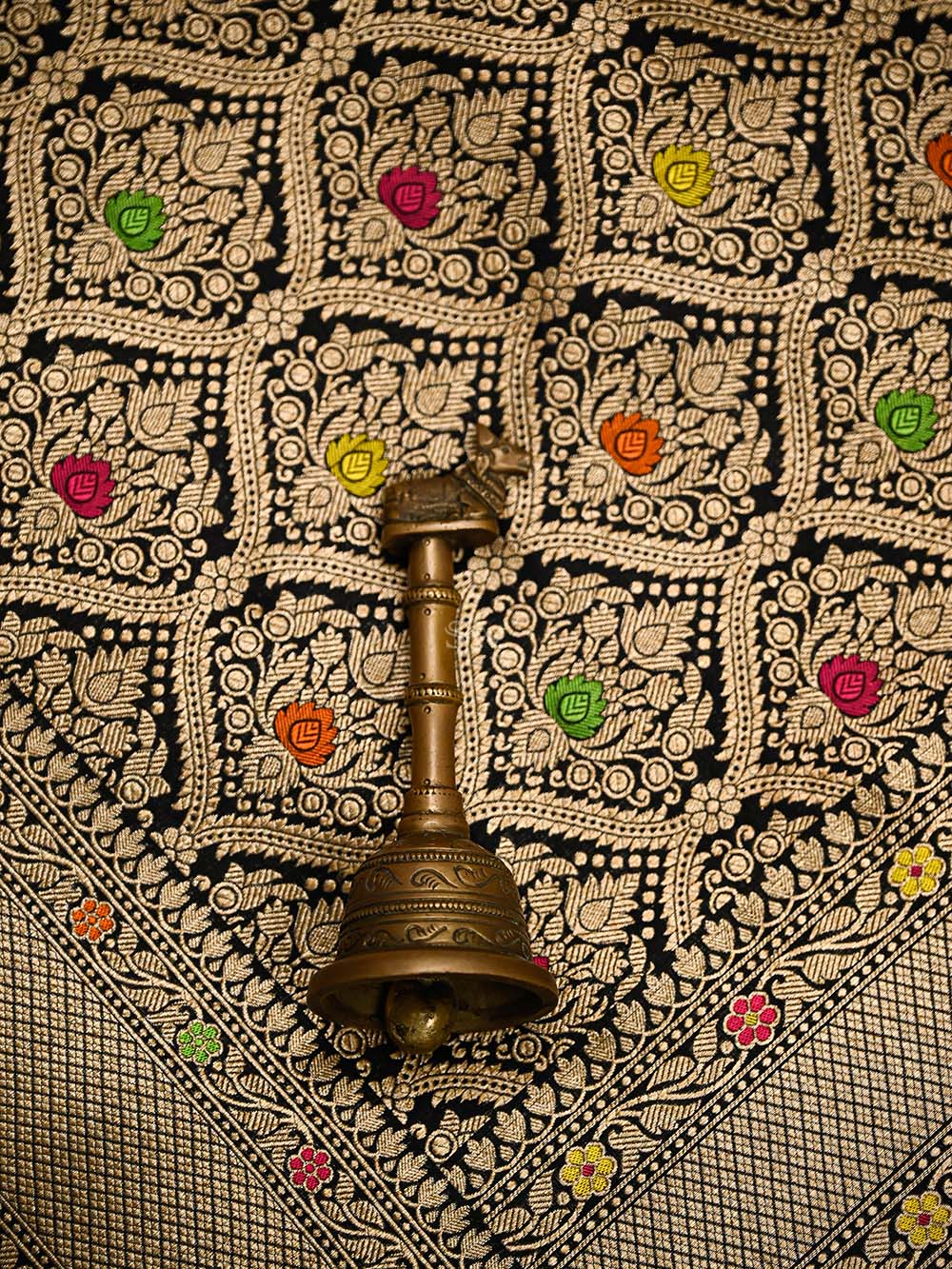 Black Meenakari Brocade Handloom Banarasi Saree - Sacred Weaves