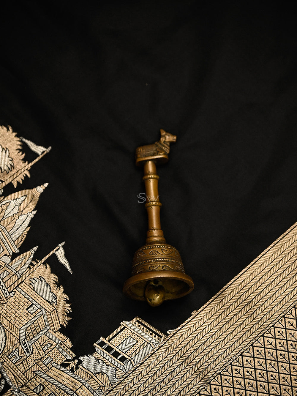 Black Katan Silk Handloom Banarasi Saree - Sacred Weaves