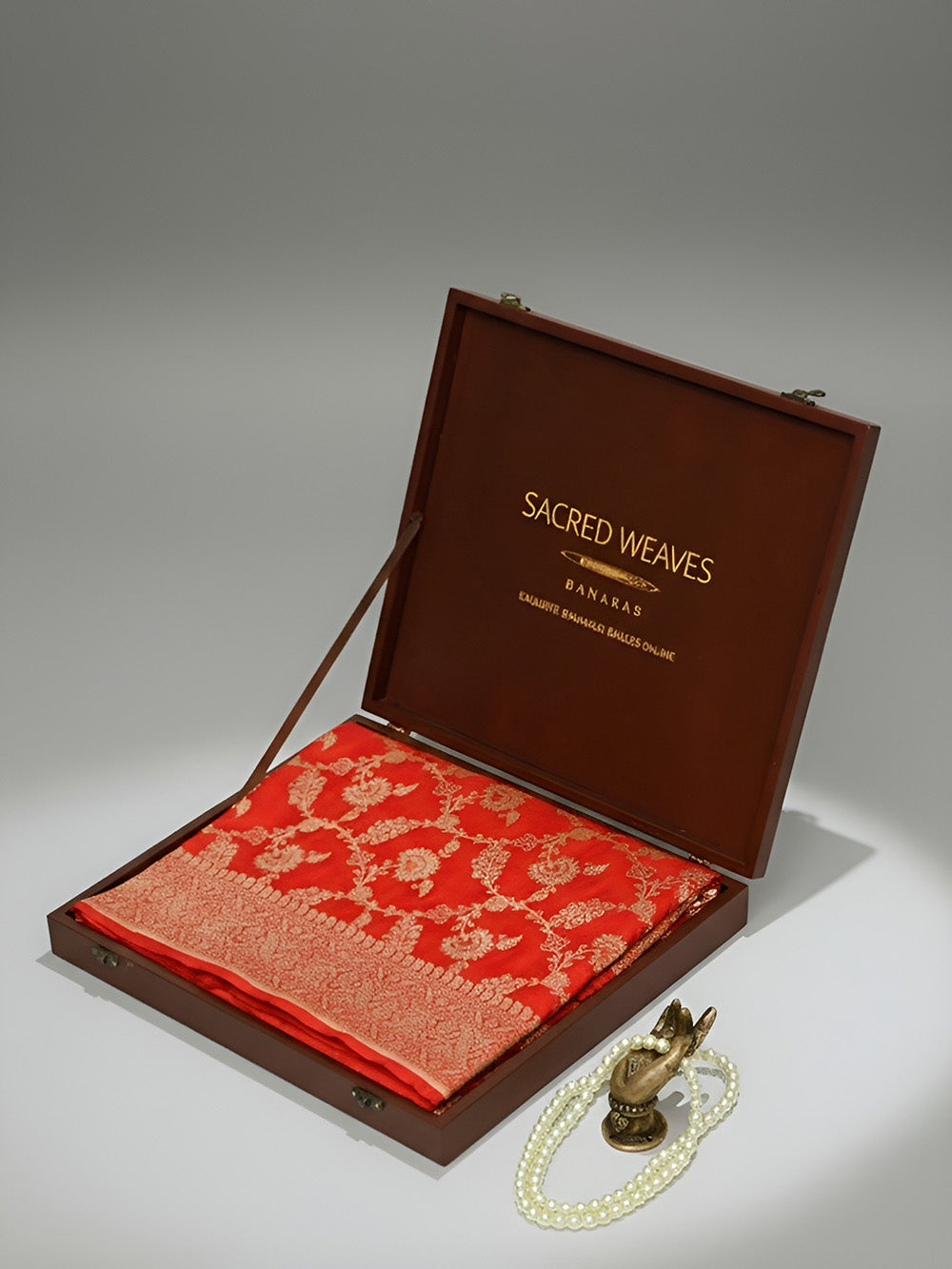 Red Meenakari Jaal Uppada Katan Silk Handloom Banarasi Saree