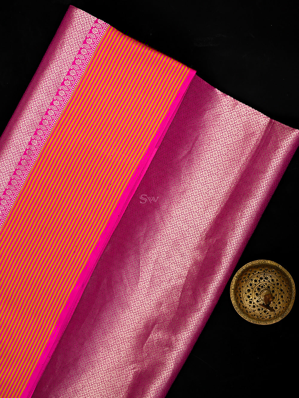 Magenta Silk Brocade Handloom Banarasi Saree