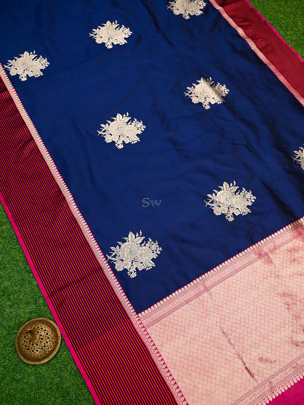Navy Blue Boota Pure Silk Handloom Banarasi Saree