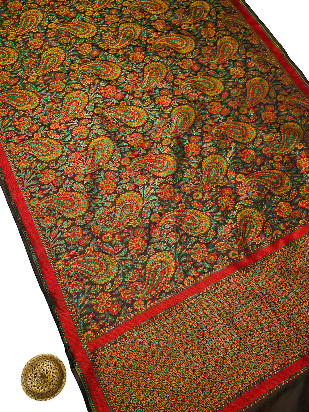 Black Paisley Tanchoi Silk Handloom Banarasi Saree - Sacred Weaves