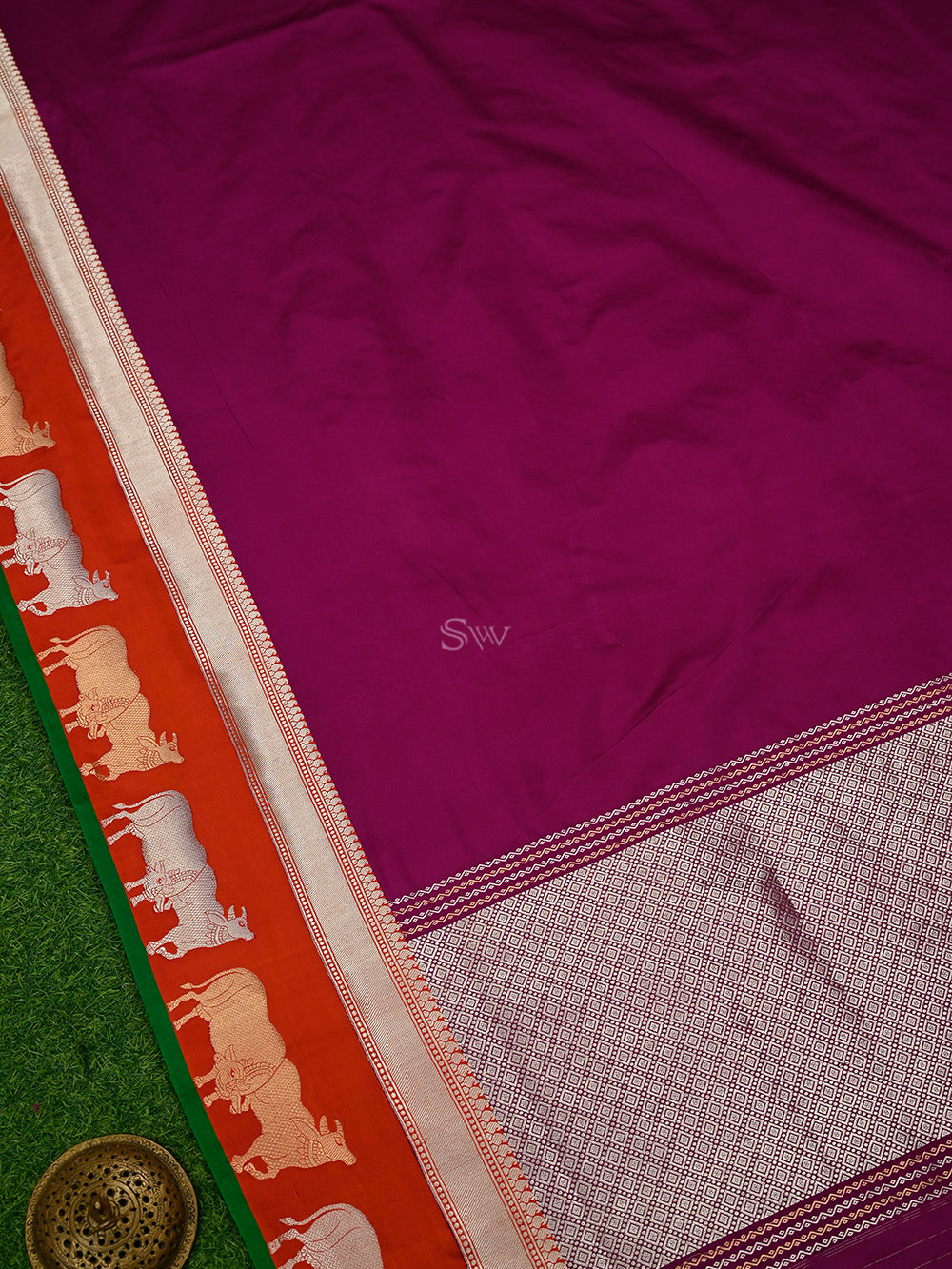 Dark Magenta Satin Silk Handloom Banarasi Saree - Sacred Weaves