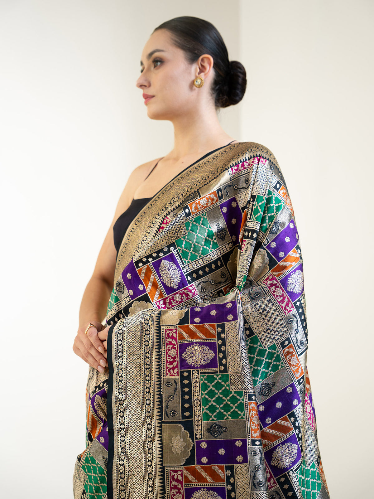Black Rangkat Katan Silk Handloom Banarasi Saree - Sacred Weaves