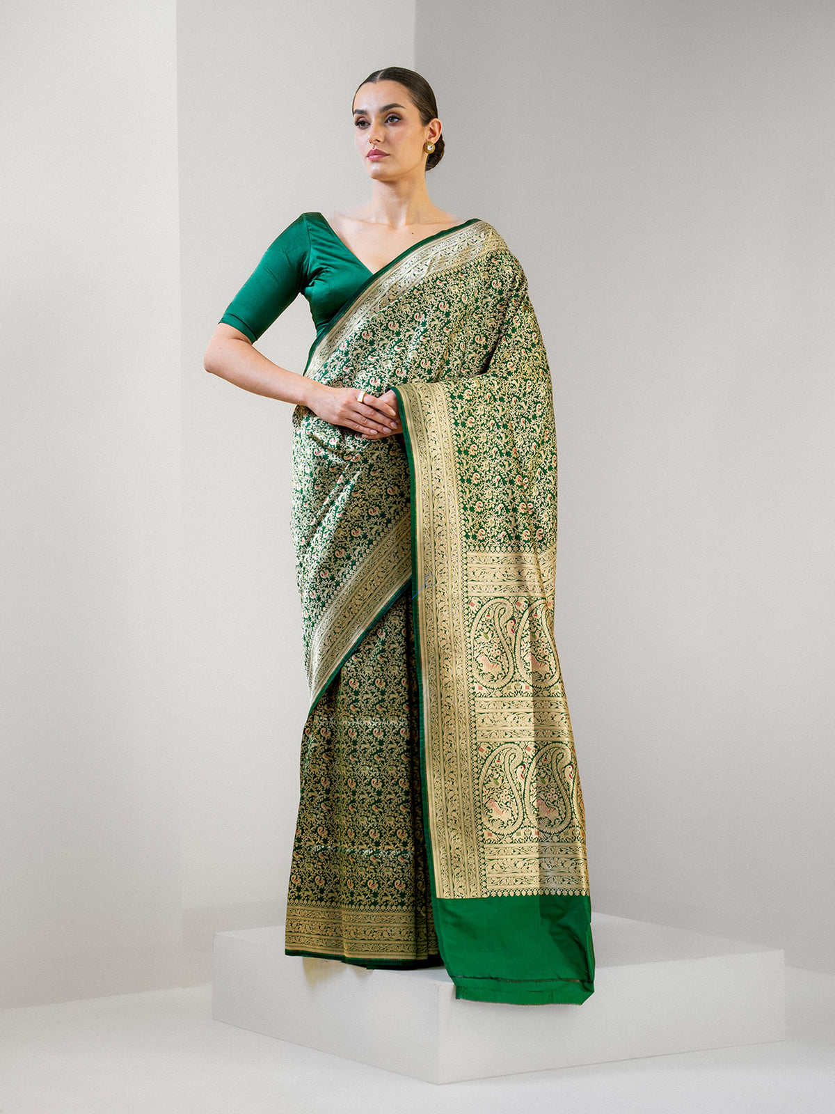 Bottle Green Shikargah Katan Silk Handloom Banarasi Saree - Sacred Weaves
