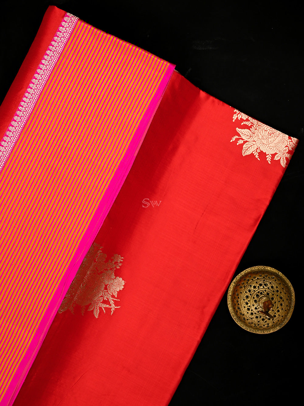 Red Boota Pure Silk Handloom Banarasi Saree