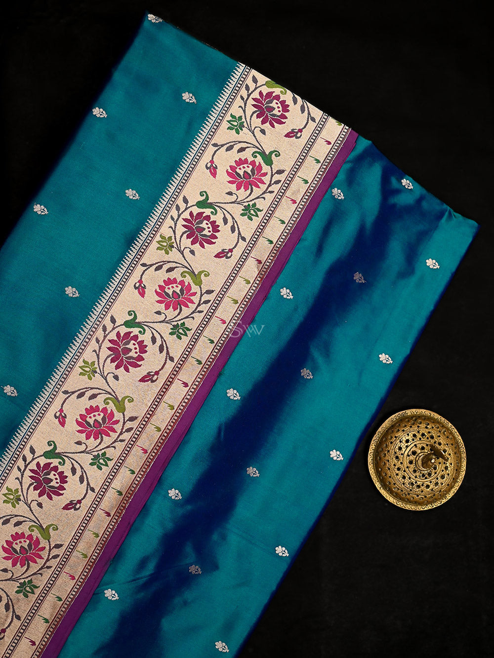 peacock-blue-paithani-katan-silk-handloom-banarasi-saree