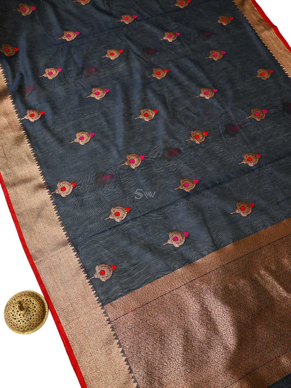 Navy Blue Booti Chanderi Silk Handloom Banarasi Saree - Sacred Weaves