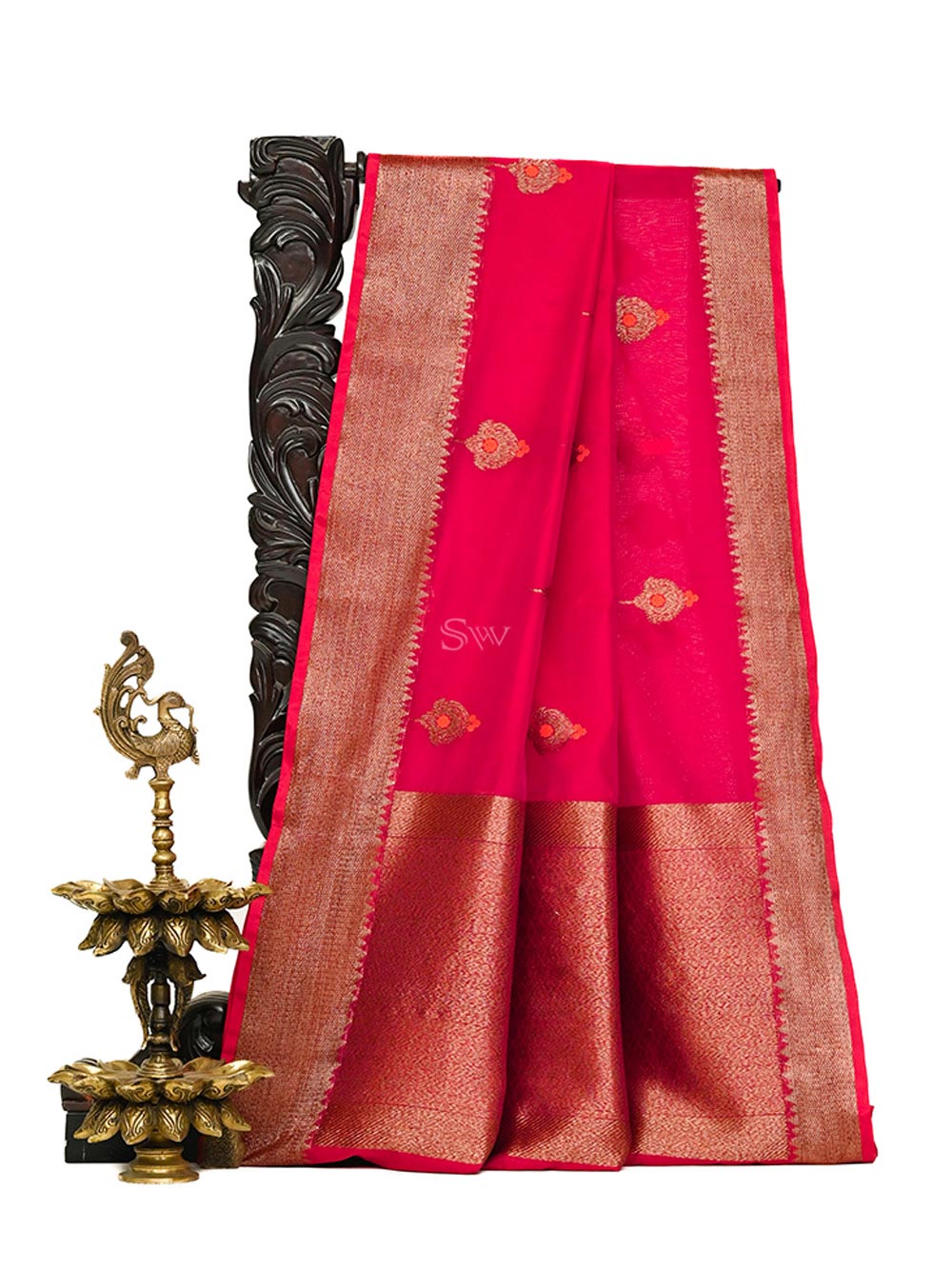 Red Pink Booti Chanderi Silk Handloom Banarasi Saree - Sacred Weaves