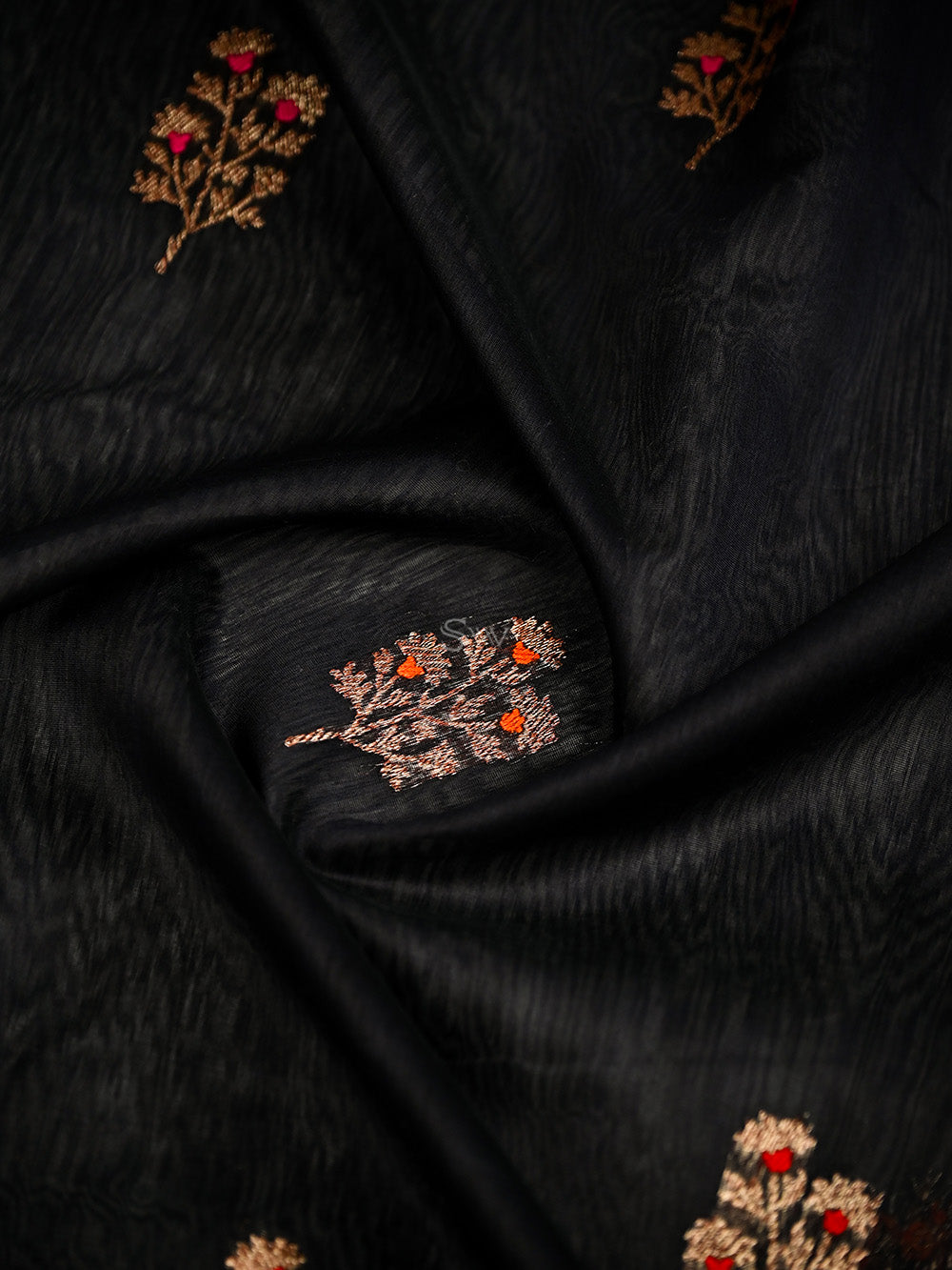 Black Booti Chanderi Silk Handloom Banarasi Saree - Sacred Weaves