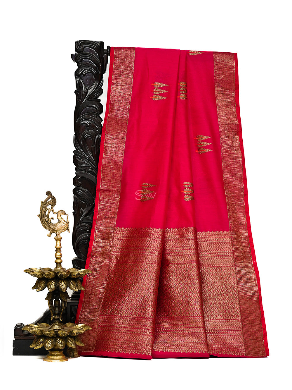 Dark Pink Booti Chanderi Silk Handloom Banarasi Saree - Sacred Weaves