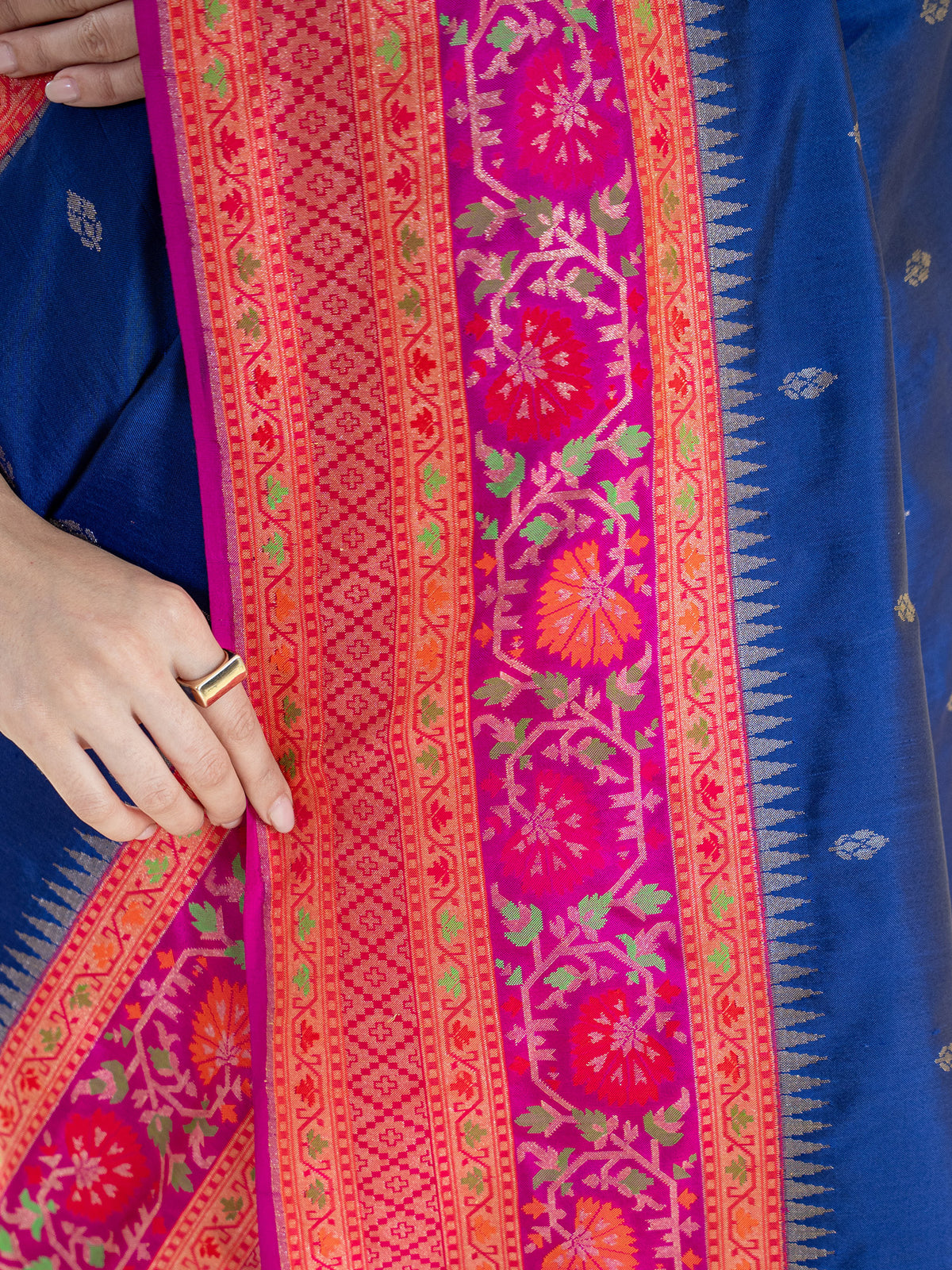 Blue Booti Katan Silk Handloom Banarasi Saree - Sacred Weaves