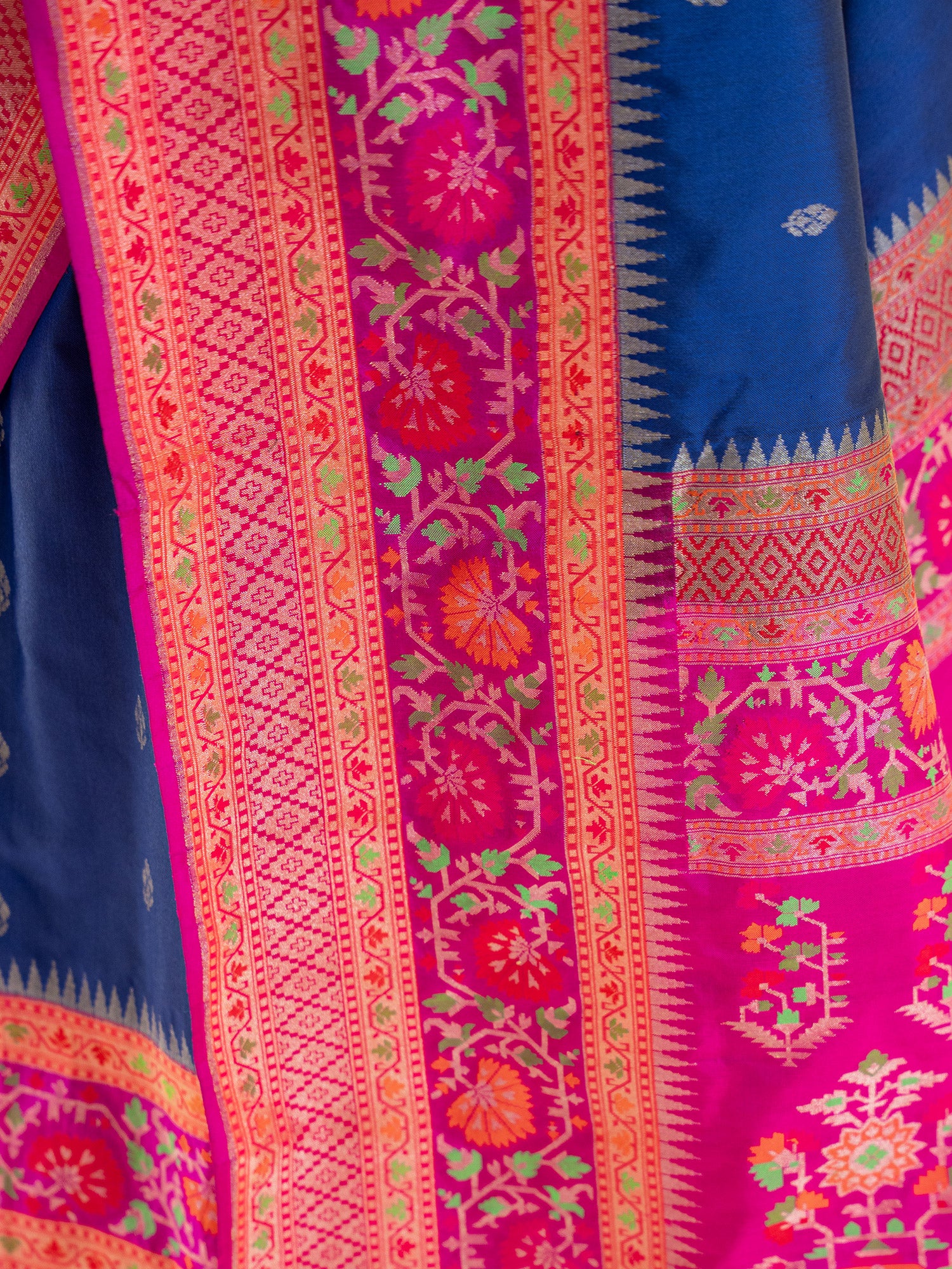 Blue Booti Katan Silk Handloom Banarasi Saree - Sacred Weaves