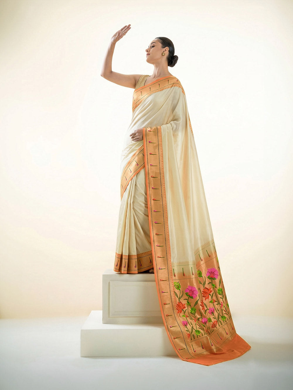 Cream Plain Paithani Katan Silk Handloom Banarasi Saree - Sacred Weaves