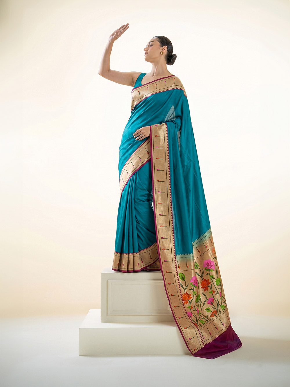 Peacock Green Plain Paithani Katan Silk Handloom Banarasi Saree - Sacred Weaves